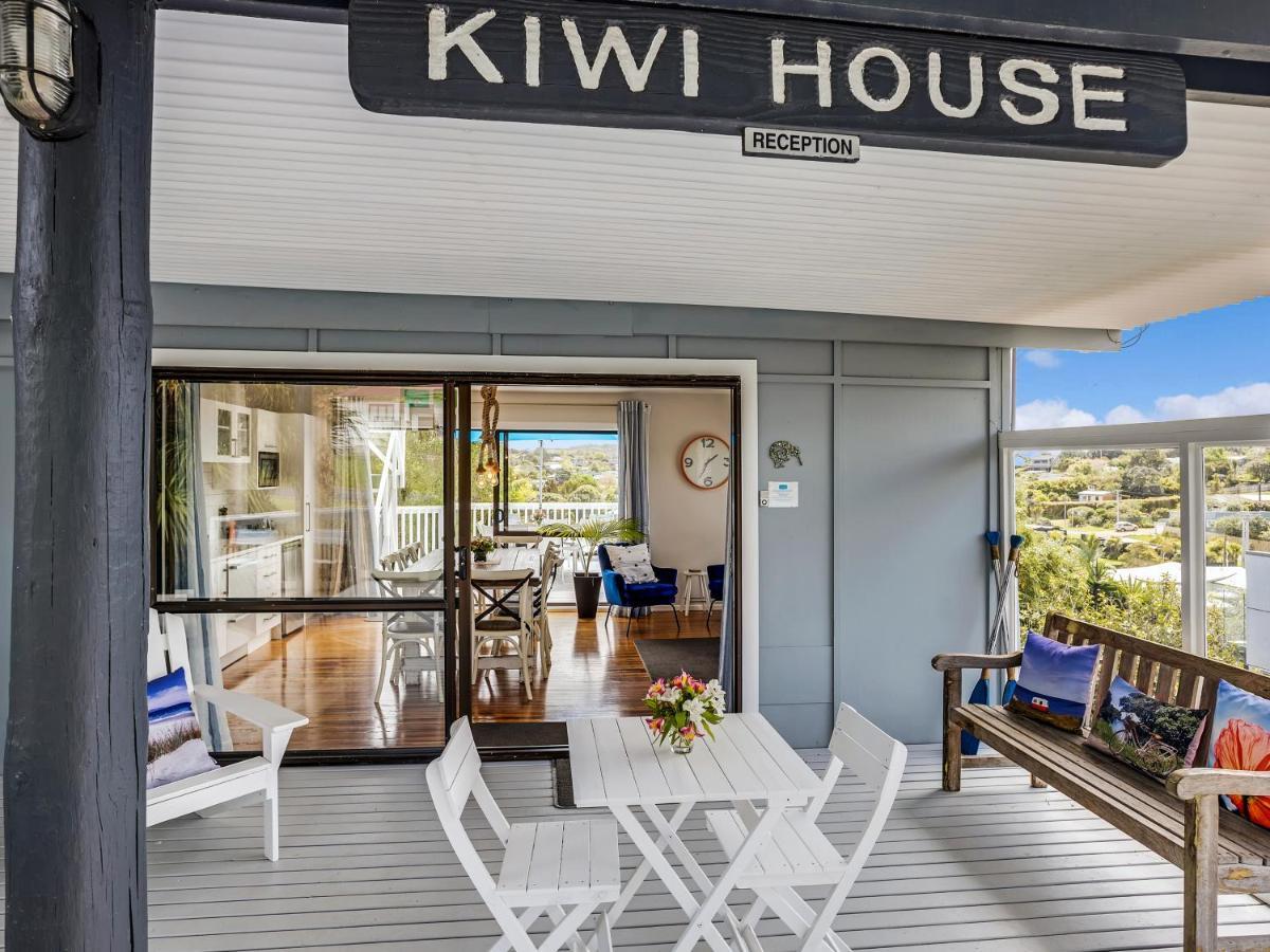 Kiwi House Waiheke Bed and Breakfast Oneroa Exterior foto